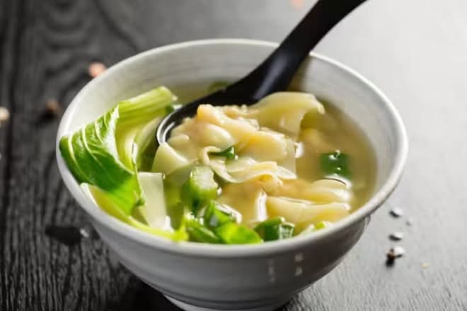 Pork Short Soup 云吞汤